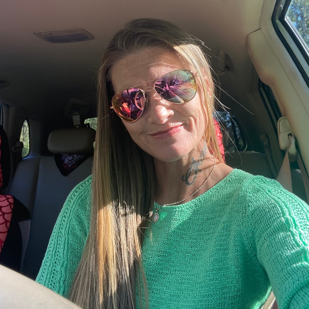 Meet your Posher, Misti